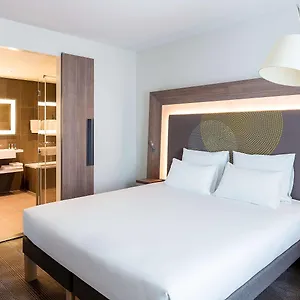 4* מלון Novotel Amsterdam Schiphol Airport