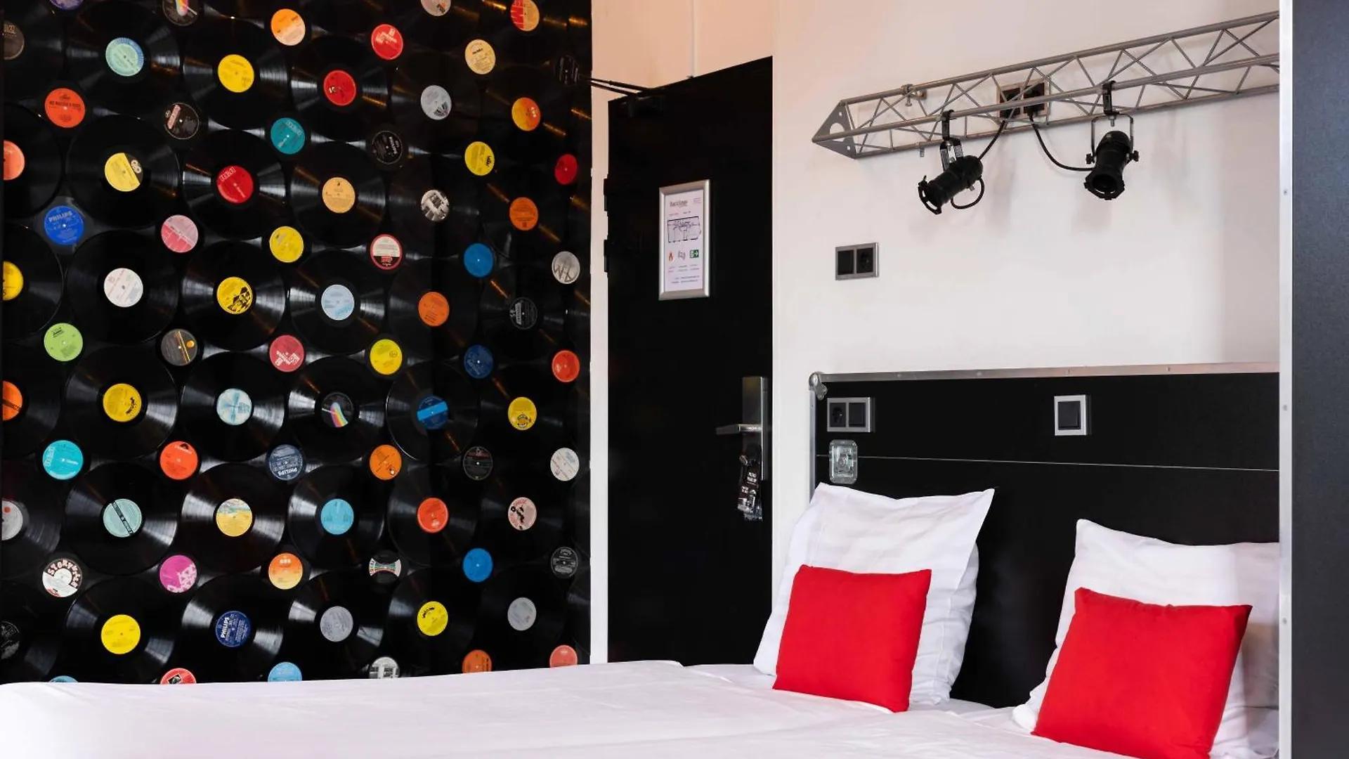 **  BackStage Hotel Amsterdam Niederlande