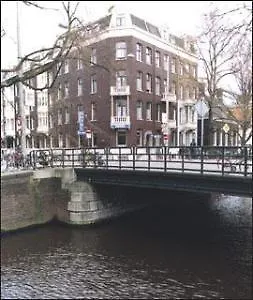 BackStage Hotel Amsterdam 2*,